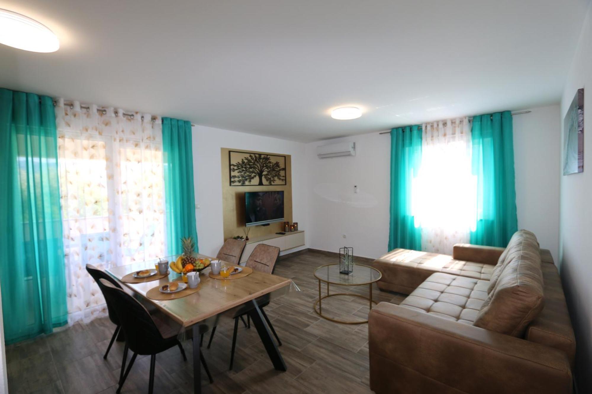 Apartments Mirjana سيلو المظهر الخارجي الصورة